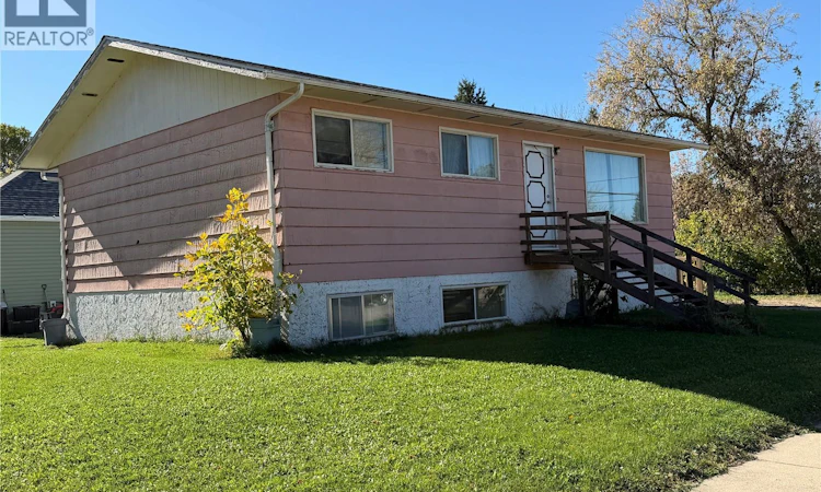 201 2nd Avenue