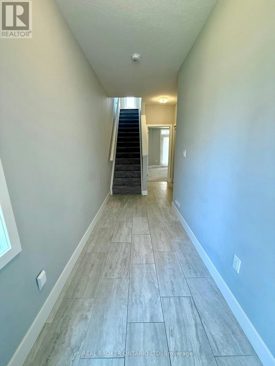 164-177 Edgevalley Road, London, ON, N5V 0C5 - 4