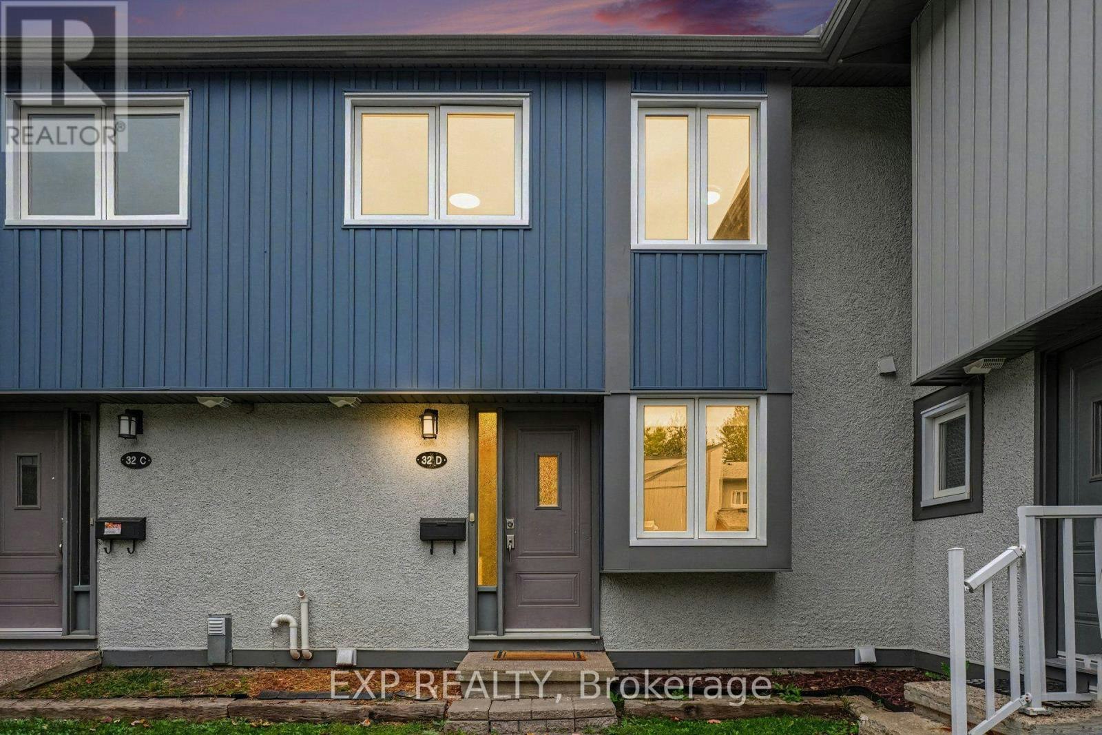 D-32 Benlea Drive, Ottawa, ON, K2G 4A8
