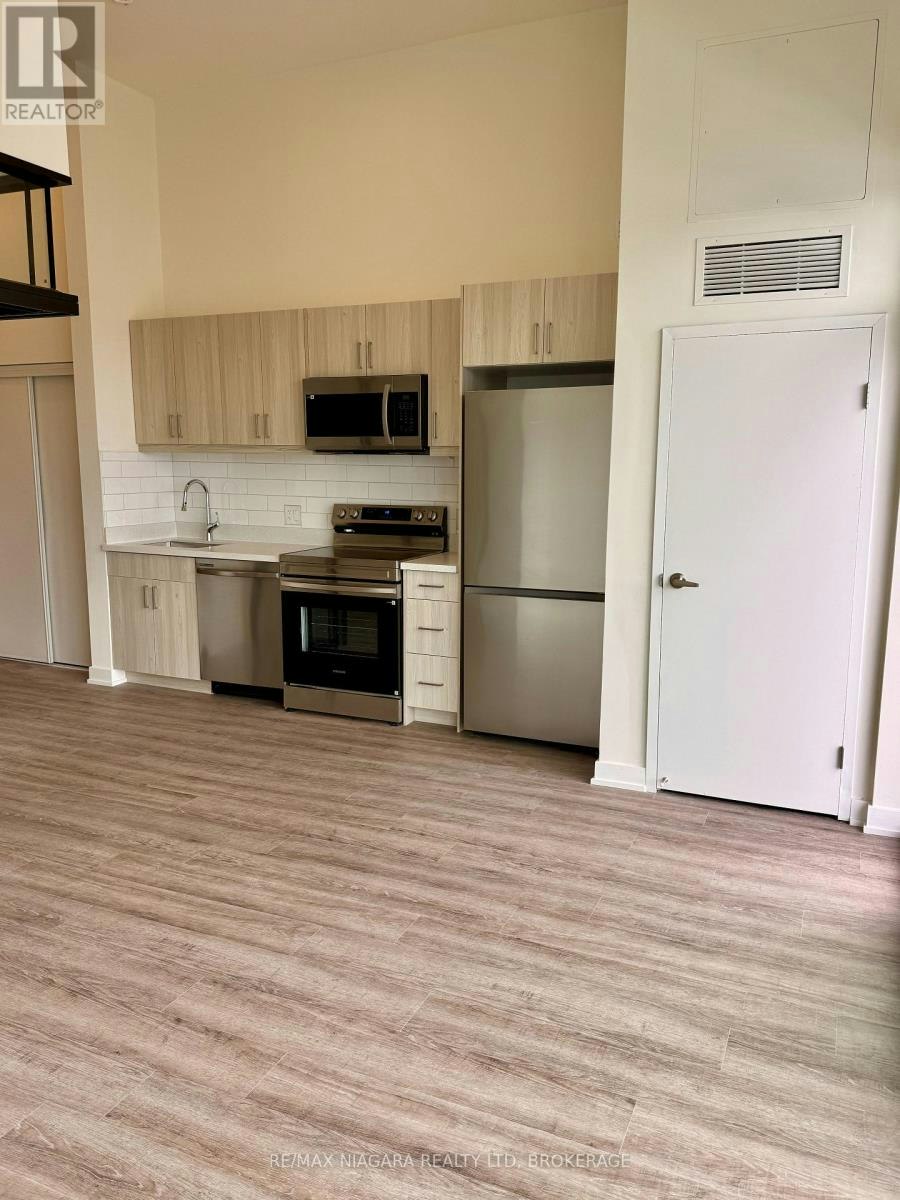 128-350 Prince Charles Drive, Welland, ON, L3C 7B3 - 5