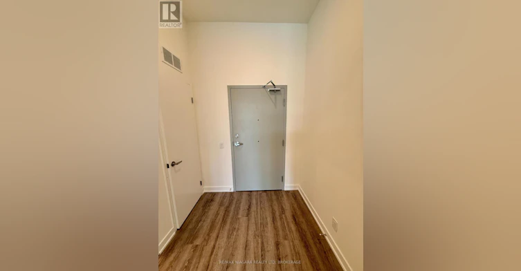 128-350 Prince Charles Drive, Welland, ON, L3C 7B3 - 2
