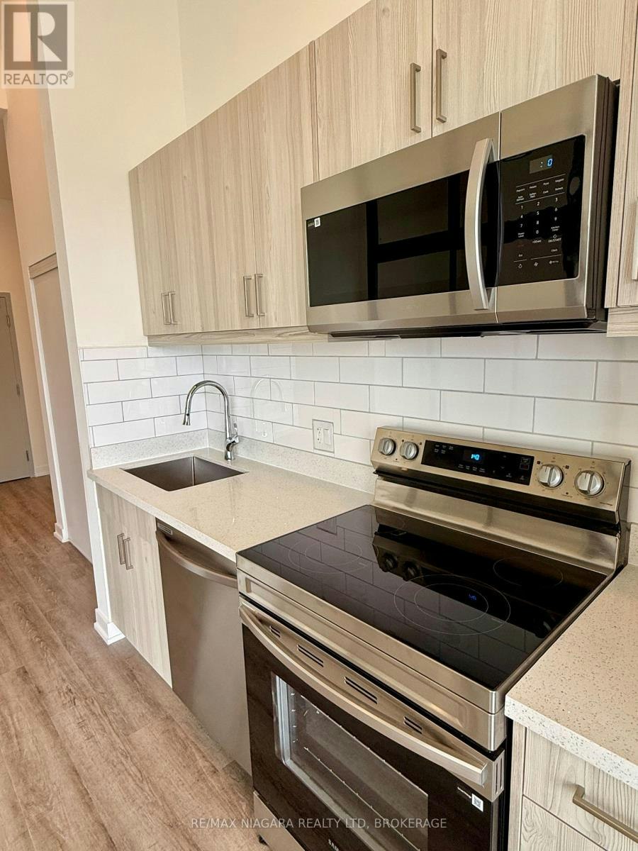 128-350 Prince Charles Drive, Welland, ON, L3C 7B3 - 6