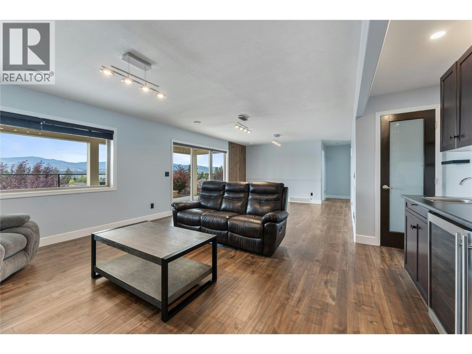 3516 Camelback Drive, Kelowna, BC, V1X 8A7 - 44