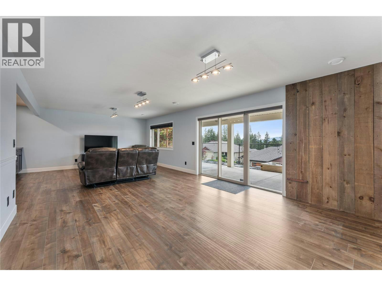 3516 Camelback Drive, Kelowna, BC, V1X 8A7 - 41