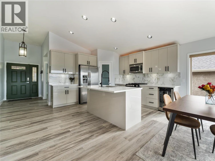 3516 Camelback Drive, Kelowna, BC, V1X 8A7 - 11