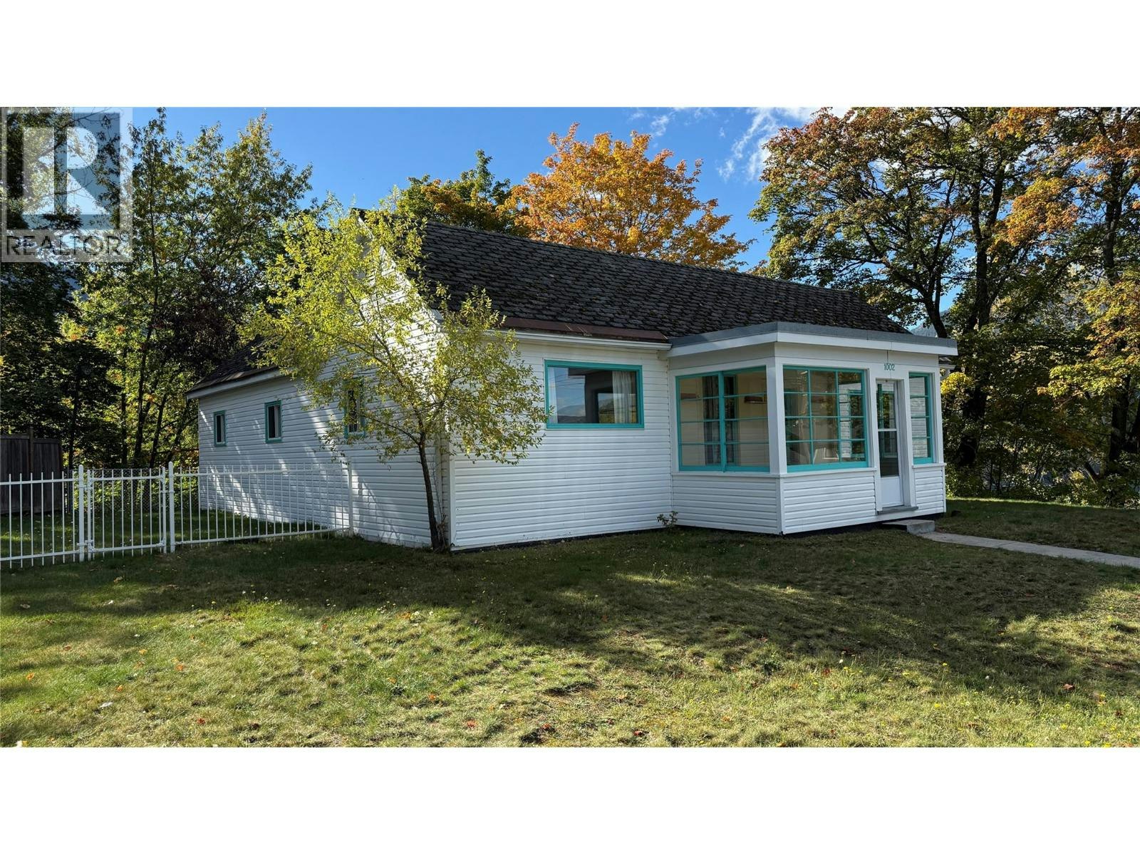1002 Kootenay Street, Nelson, BC, V1L 1L4