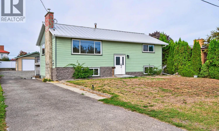 828 Mcbride Street
