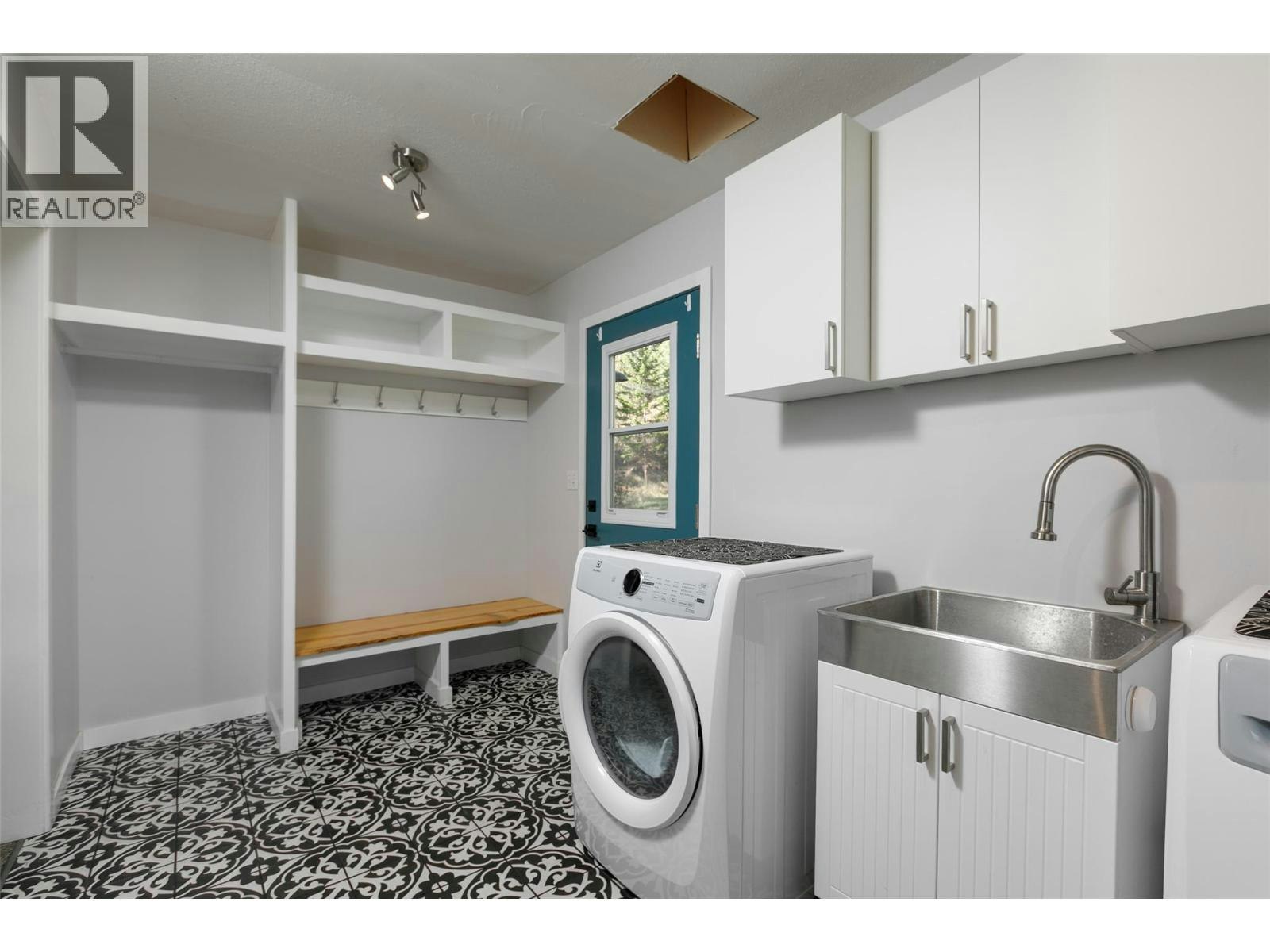 1489 Bear Creek Road, West Kelowna, BC, V1Z 2S2 - 21