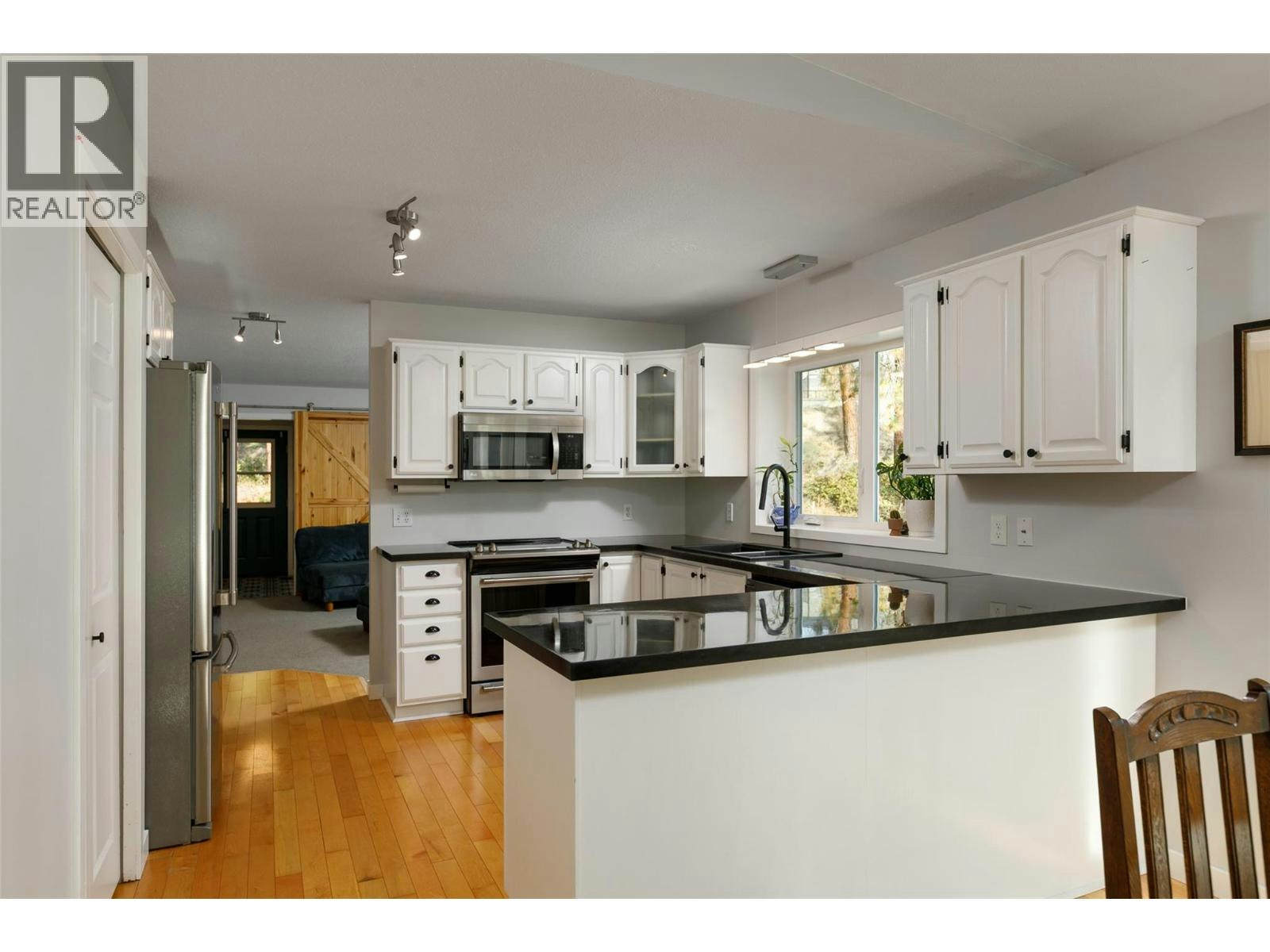 1489 Bear Creek Road, West Kelowna, BC, V1Z 2S2 - 17
