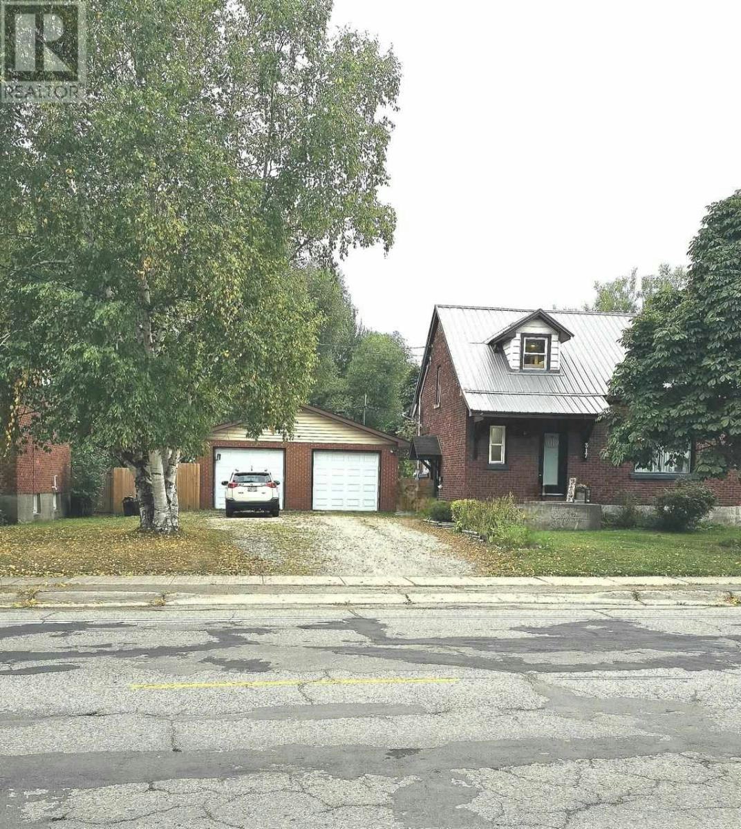317 Goulais Avenue, Sault Ste. Marie, ON, P6C 5A3