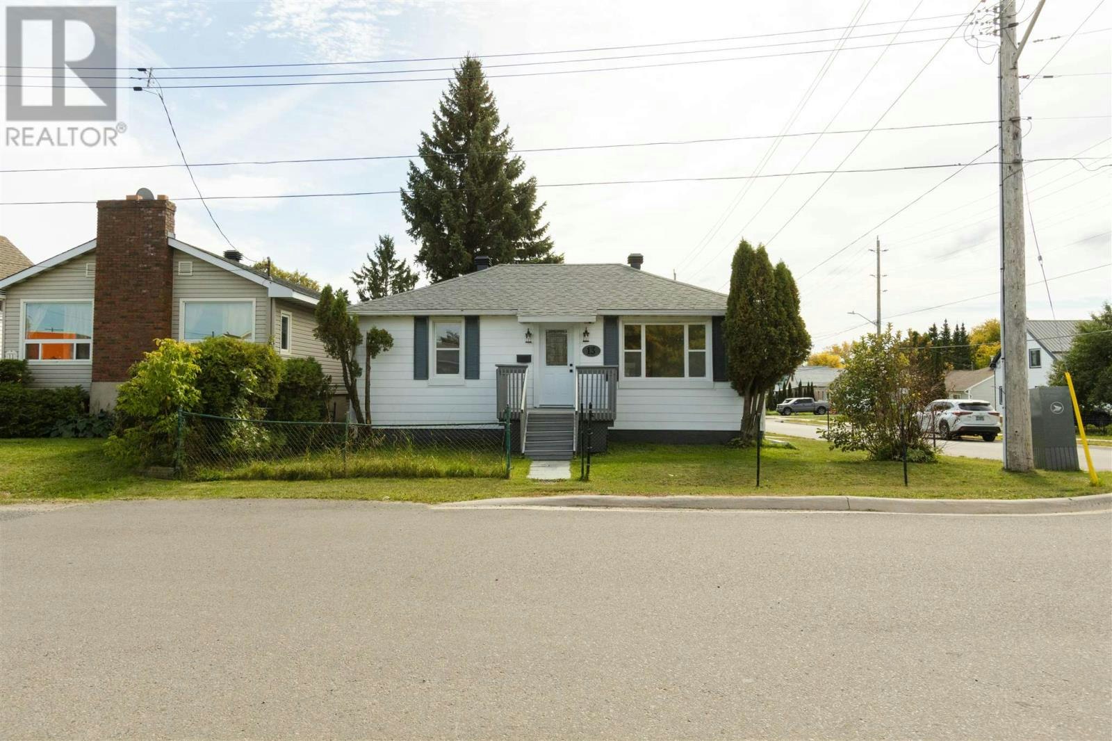 13 Stevens Street, Sault Ste. Marie, ON, P6B 2N2