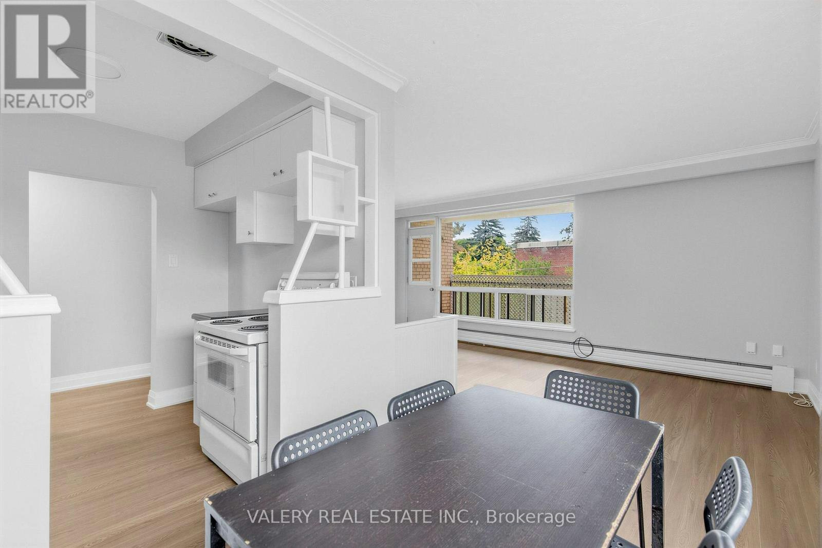 5-12 Westgate Boulevard, Toronto, ON, M3H 1N6 - 6