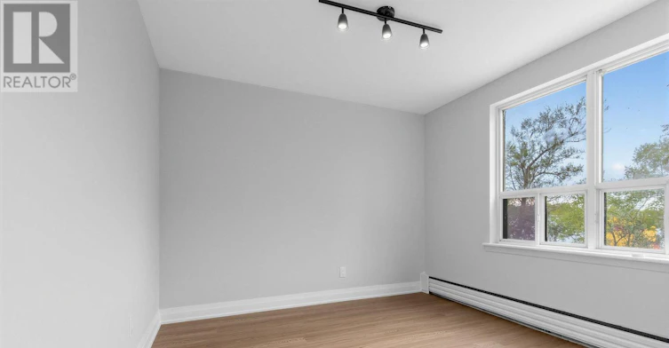 5-12 Westgate Boulevard, Toronto, ON, M3H 1N6 - 9