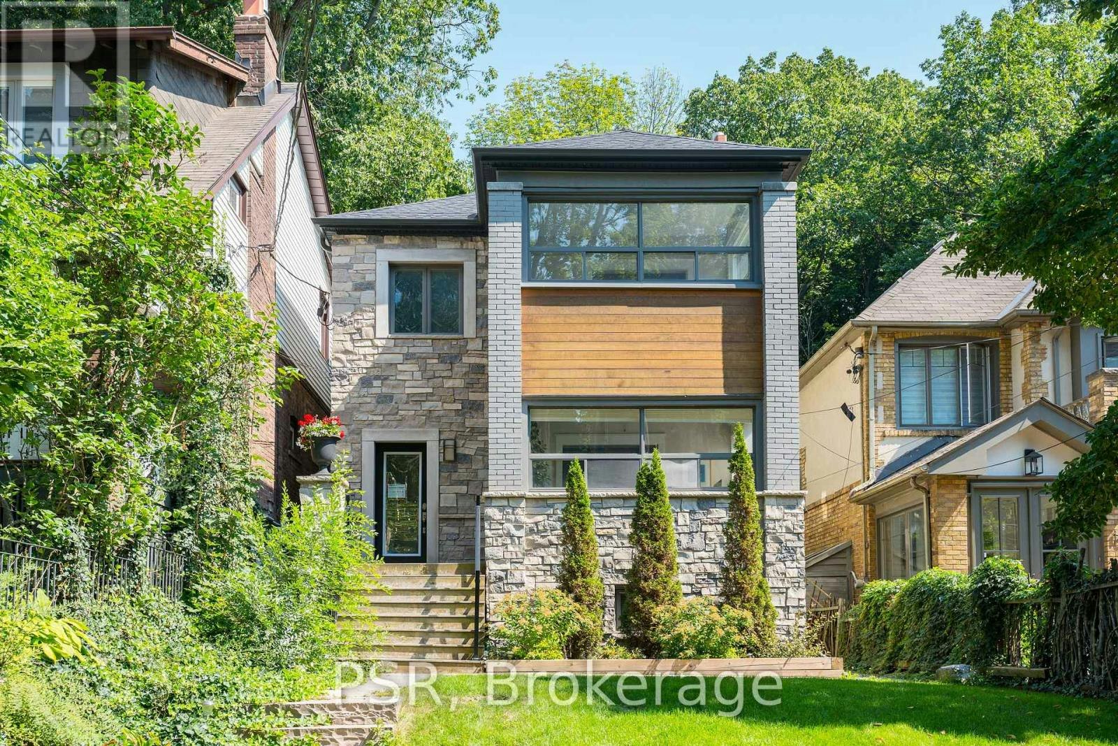 MAIN-109 Neville Park Boulevard, Toronto, ON, M4E 3P7