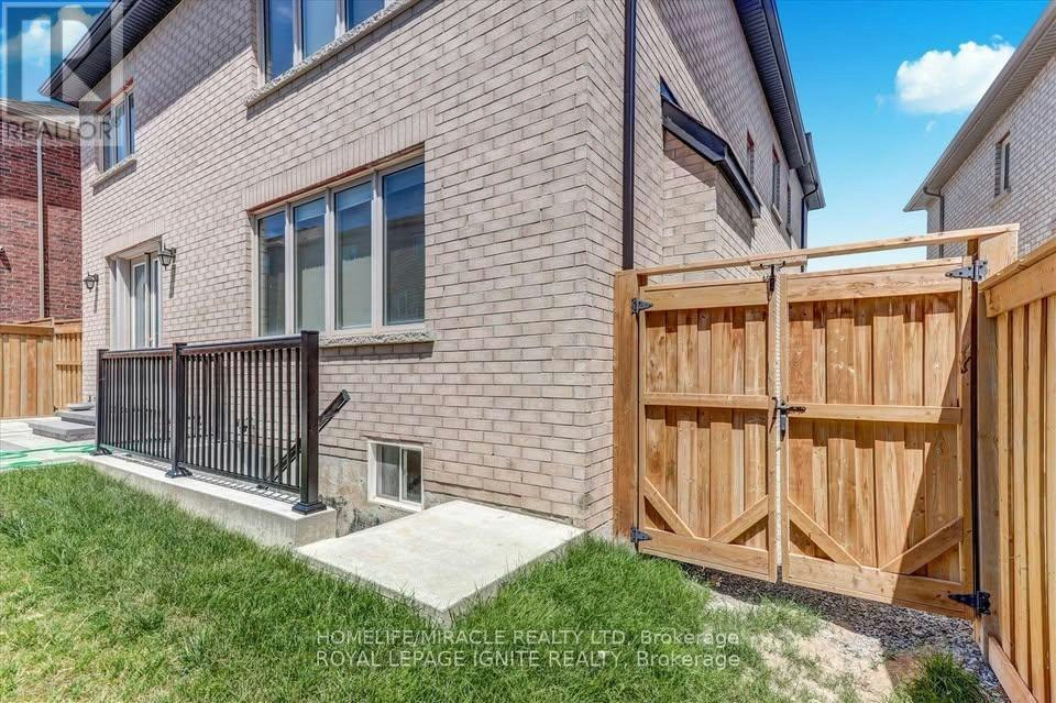 BSMT-1006 Pelican Trail, Pickering, ON, L1X 0G7 - 14