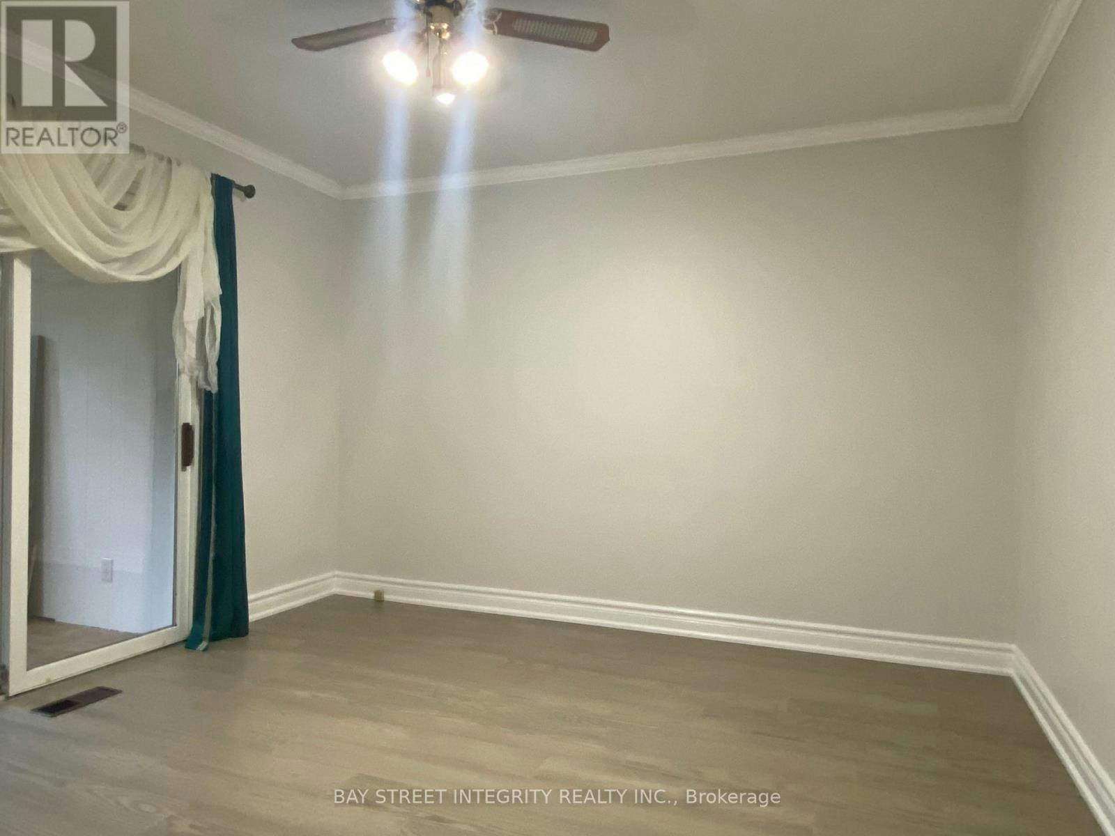 207 Maple Avenue, Richmond Hill, ON, L4C 2J4 - 10