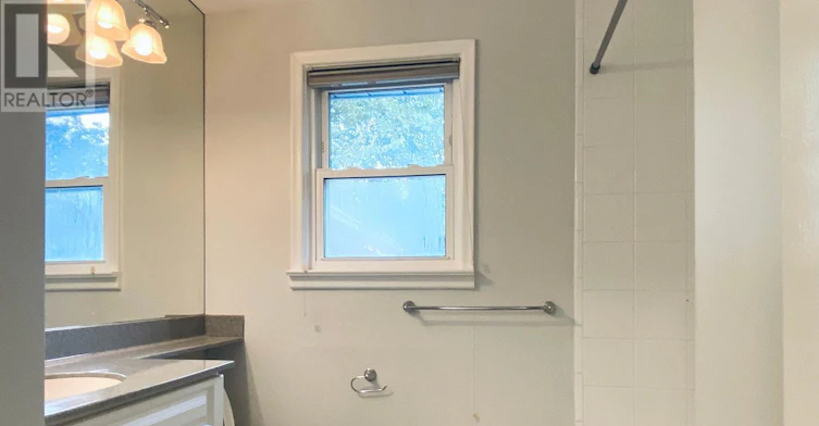 207 Maple Avenue, Richmond Hill, ON, L4C 2J4 - 7