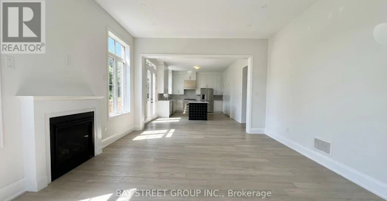 32 Moreau Way, Springwater, ON, L9X 0S6 - 3