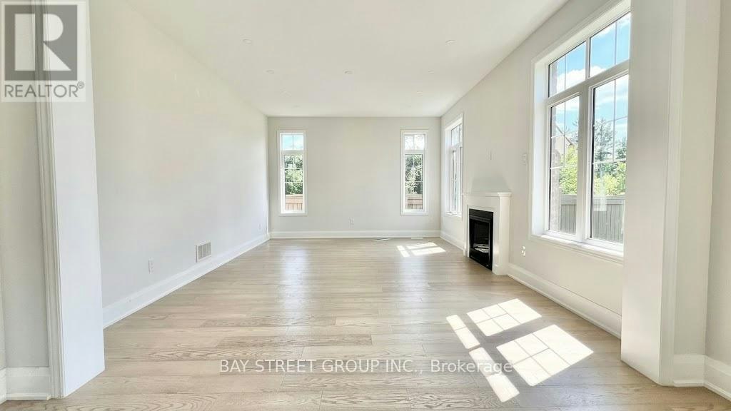 32 Moreau Way, Springwater, ON, L9X 0S6 - 4