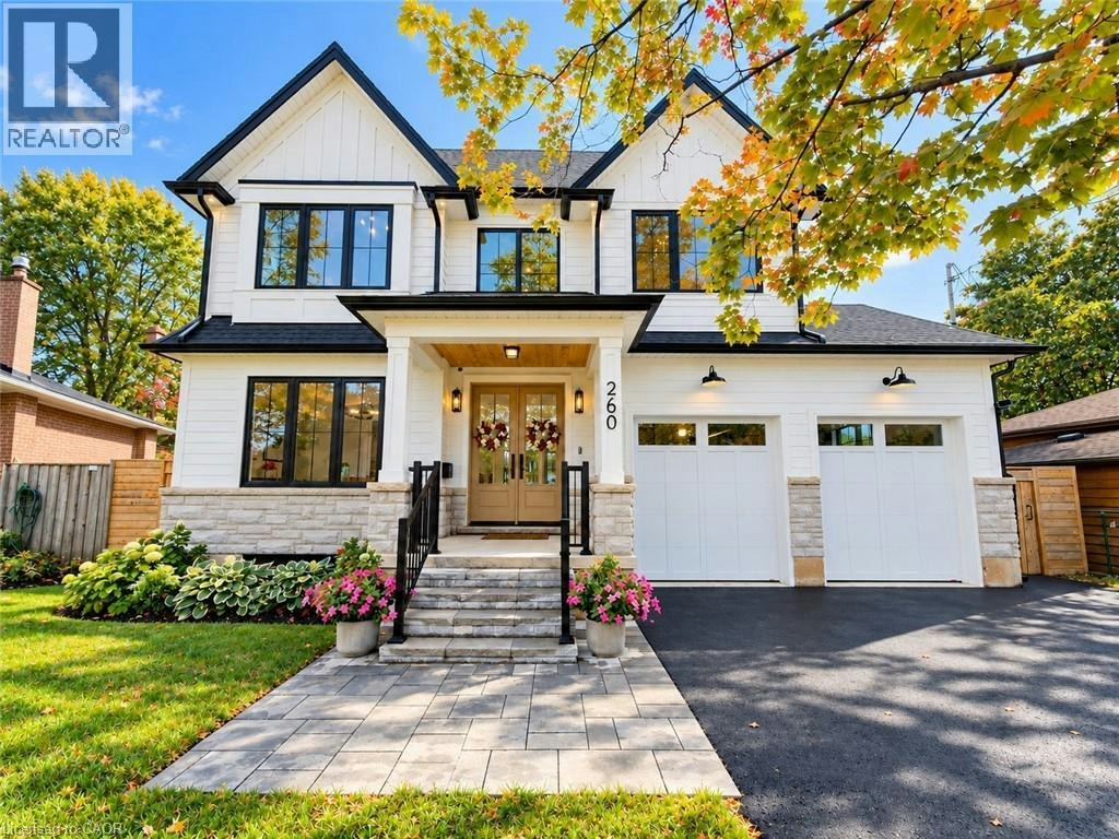 260 Kent Crescent, Burlington, ON, L7L 4T1