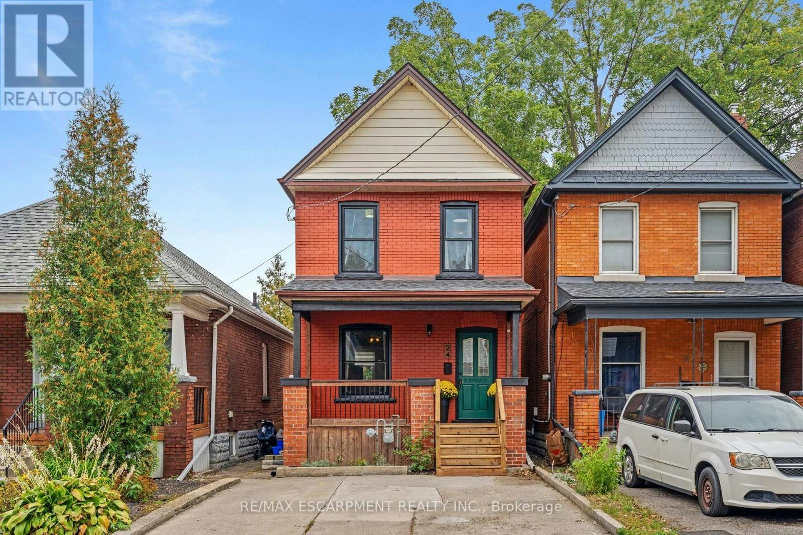 24 Belview Avenue, Hamilton, ON, L8L 7K5