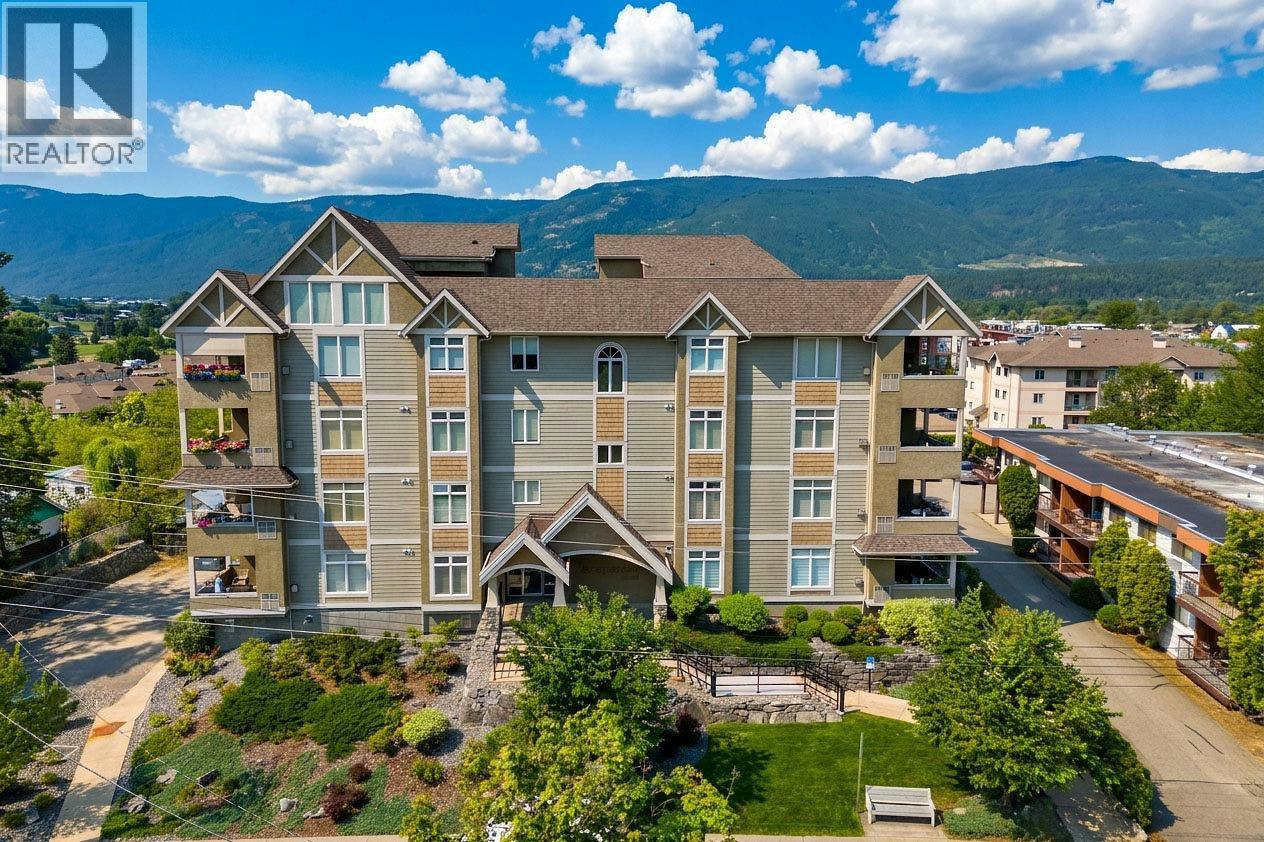 202-611 SW Shuswap Street, Salmon Arm, BC, V1E 0A2