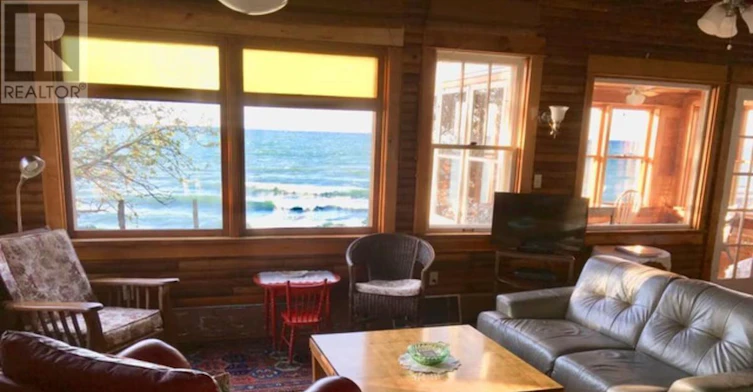 20 West Street, Prince Edward County, ON, K0K 3L0