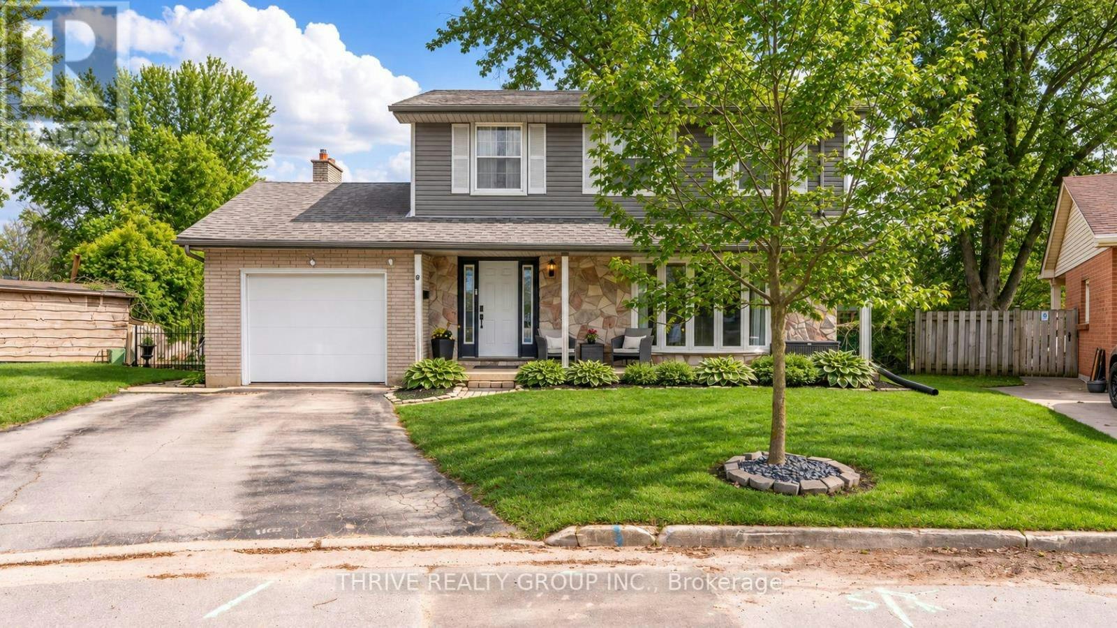 19 Kendall Court, London, ON, N5X 1E4