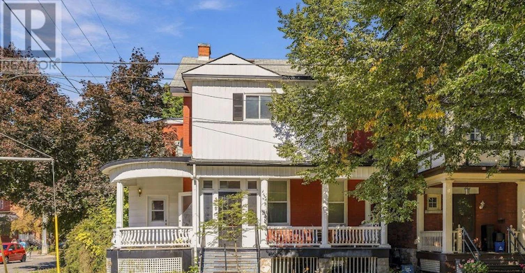 2-155 Stewart Street, Ottawa, ON, K1N 6J8