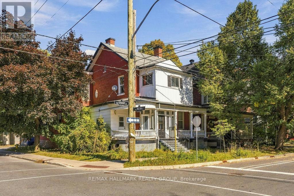 2-155 Stewart Street, Ottawa, ON, K1N 6J8 - 2