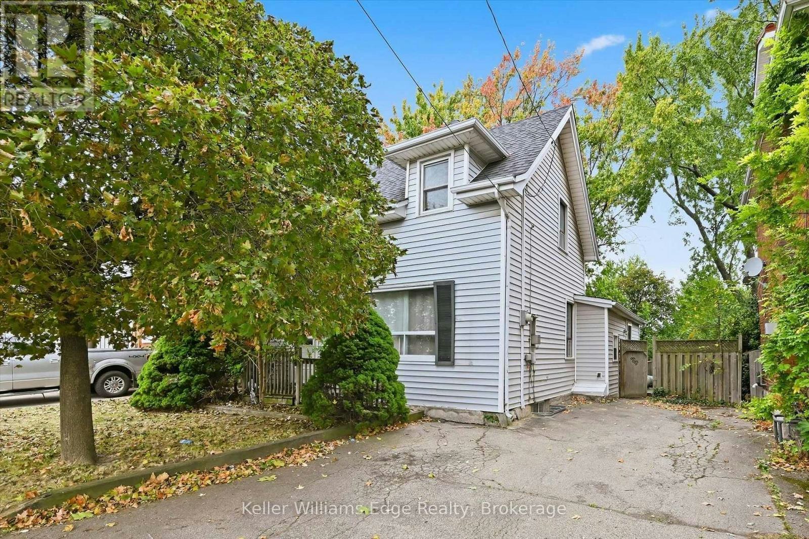 24 Brucedale Avenue W, Hamilton, ON, L9C 1C2