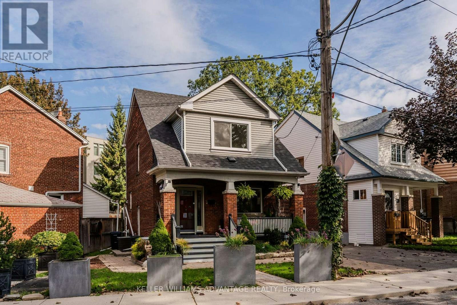 5 Hemlock Avenue, Toronto, ON, M4L 3E9