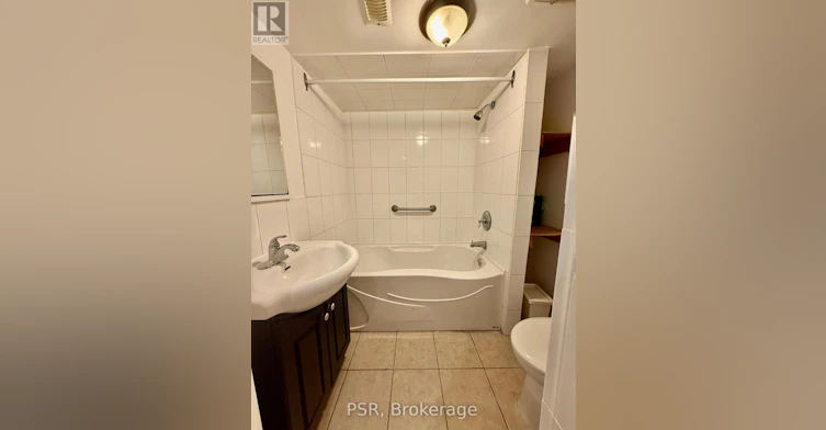 LOWER-191 Coxwell Avenue, Toronto, ON, M4L 3B4 - 6