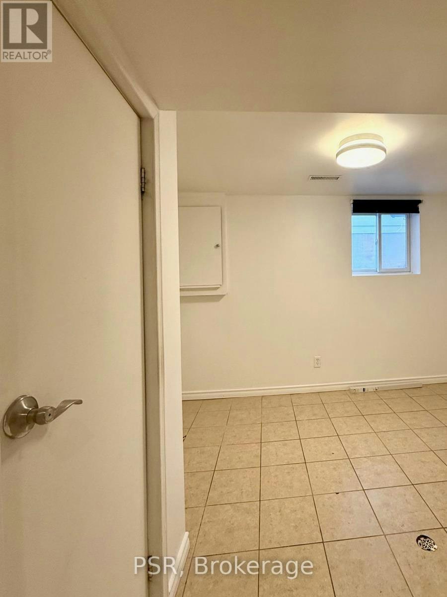 LOWER-191 Coxwell Avenue, Toronto, ON, M4L 3B4 - 10