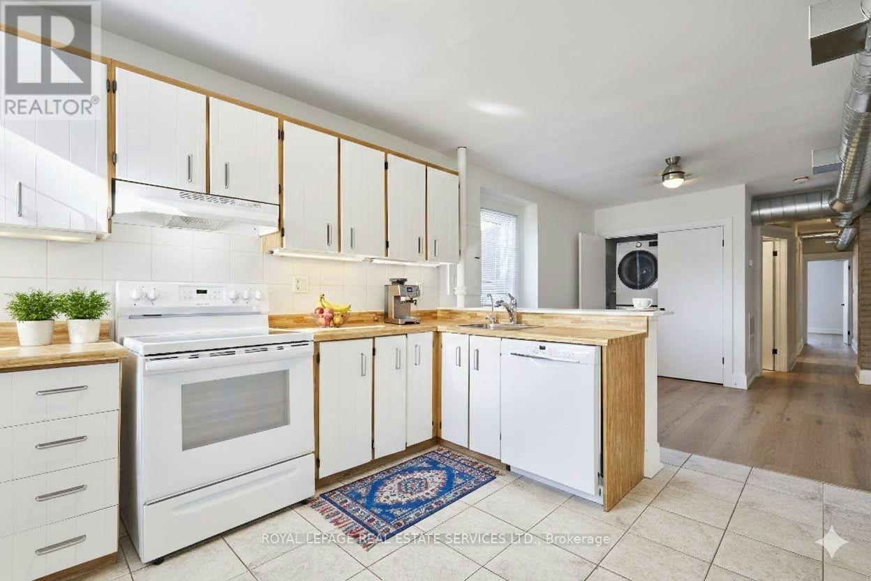 2ND FLOOR-927 Kingston Road, Toronto, ON, M4E 1S6