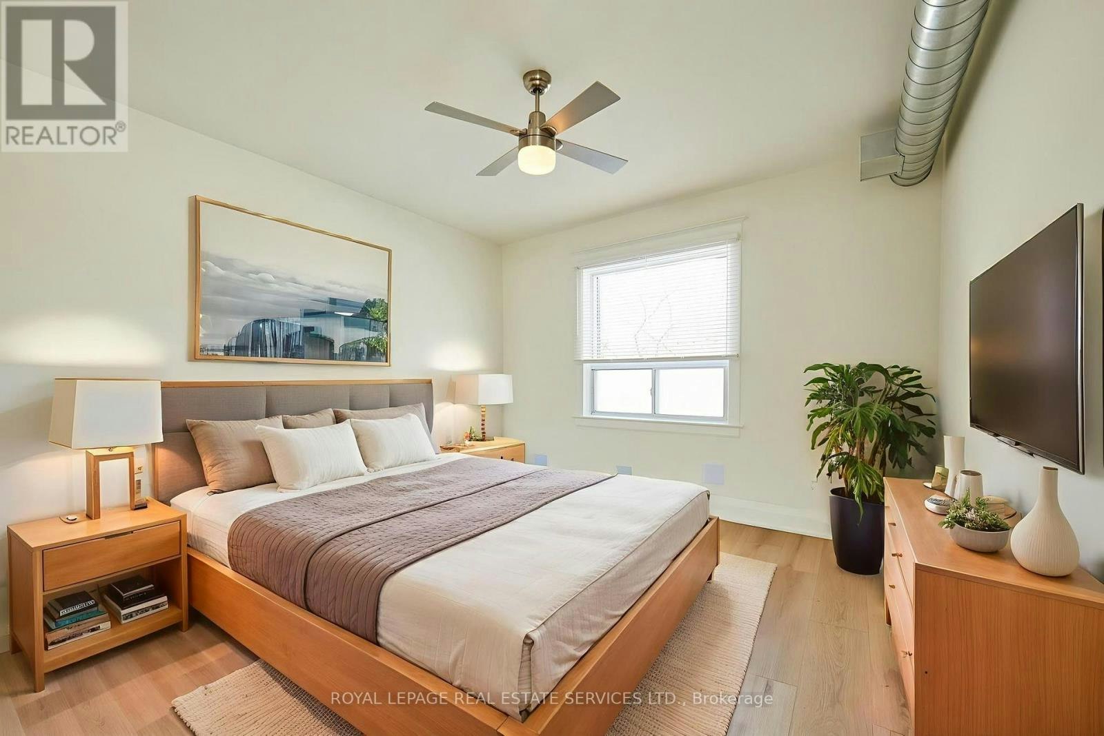 2ND FLOOR-927 Kingston Road, Toronto, ON, M4E 1S6 - 9