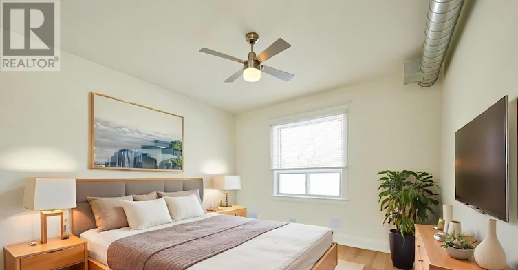 2ND FLOOR-927 Kingston Road, Toronto, ON, M4E 1S6 - 9