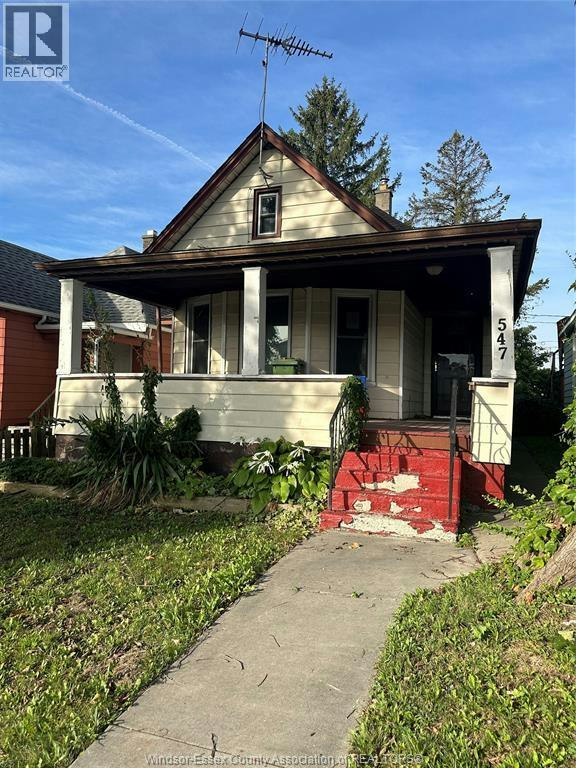 547 Pierre Avenue, Windsor, ON, N9A 2K1