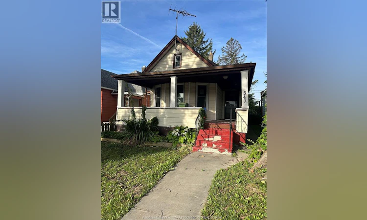 547 Pierre Avenue