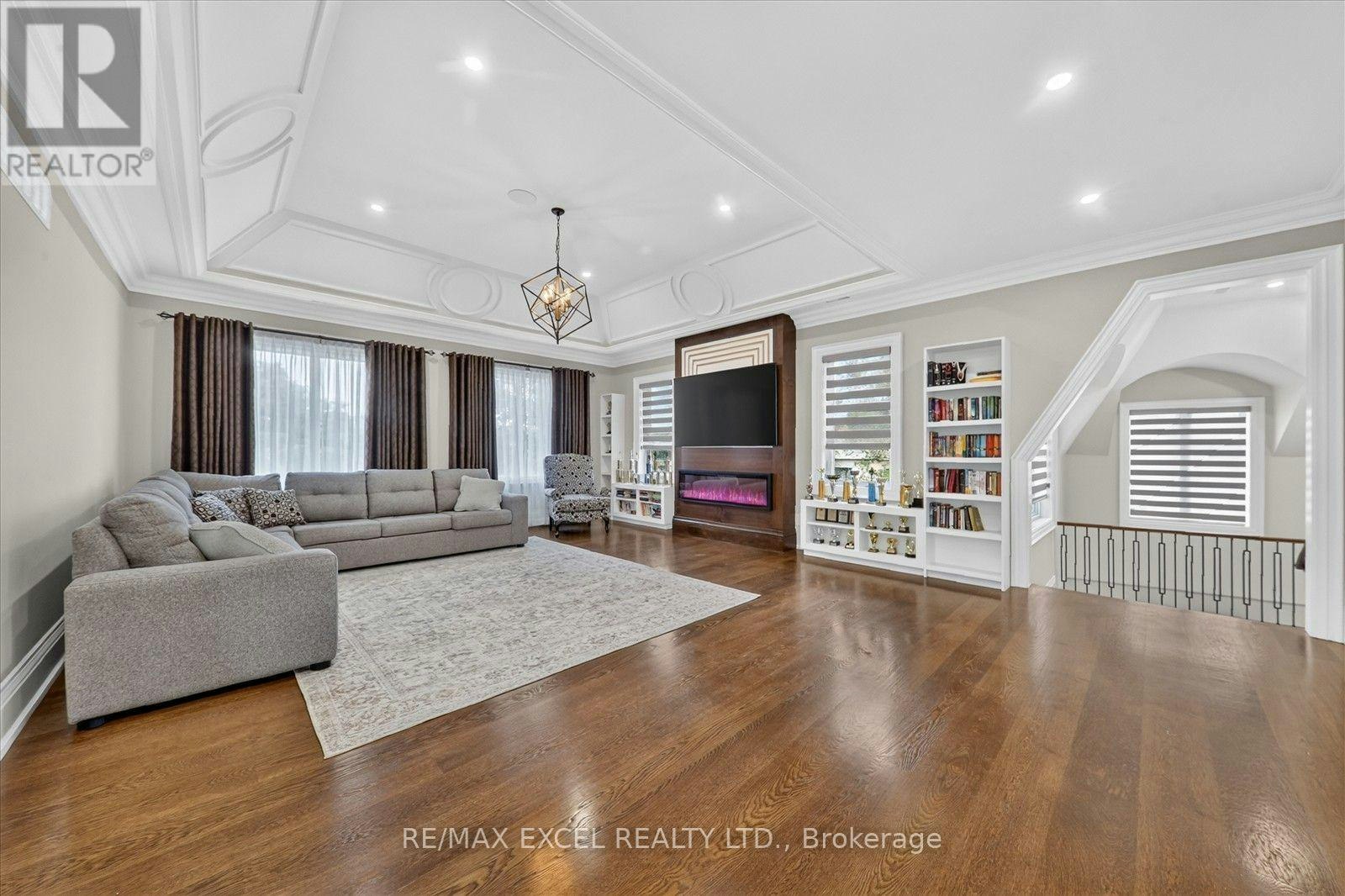 28 Personna Boulevard, Markham, ON, L6C 1E9 - 27