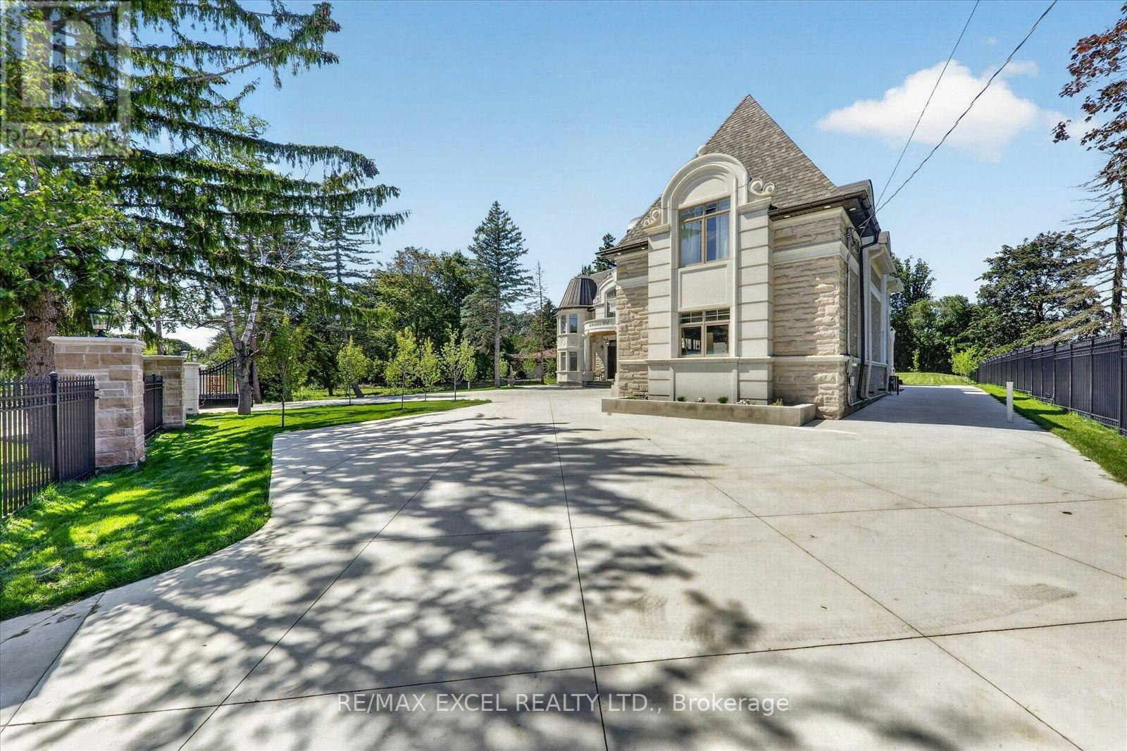 28 Personna Boulevard, Markham, ON, L6C 1E9 - 5