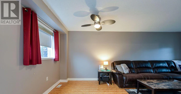60 Darling Crescent, New Tecumseth, ON, L9R 1P4 - 12