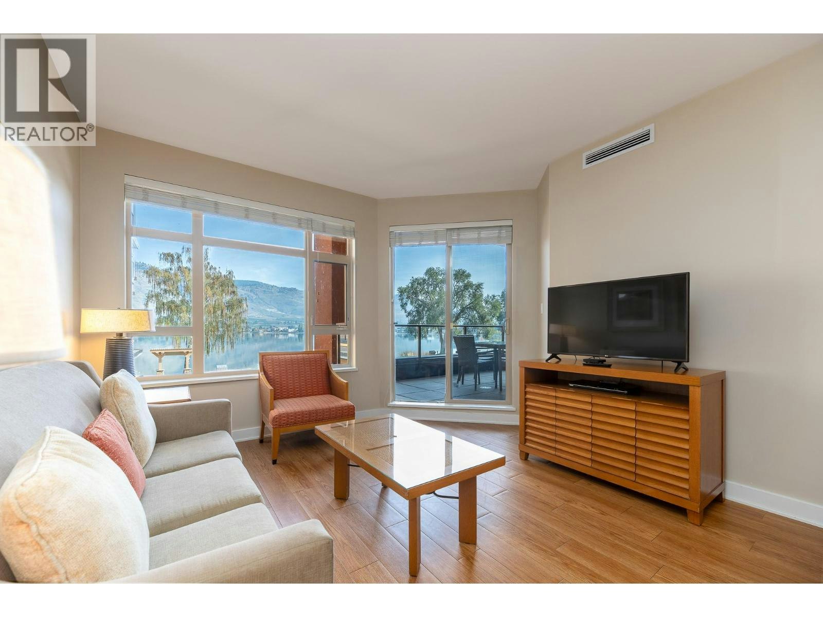 209-15 Park Place, Osoyoos, BC, V0H 1V0 - 10