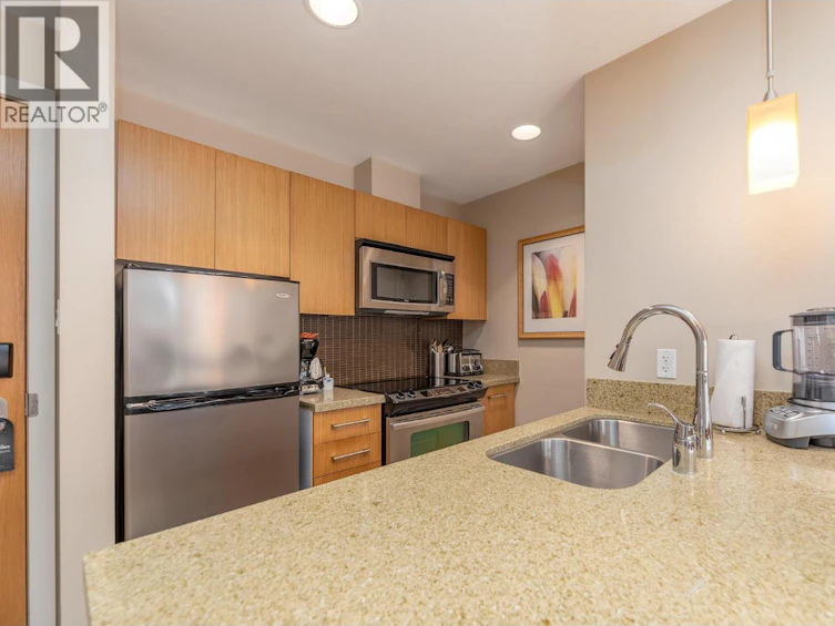 209-15 Park Place, Osoyoos, BC, V0H 1V0 - 17