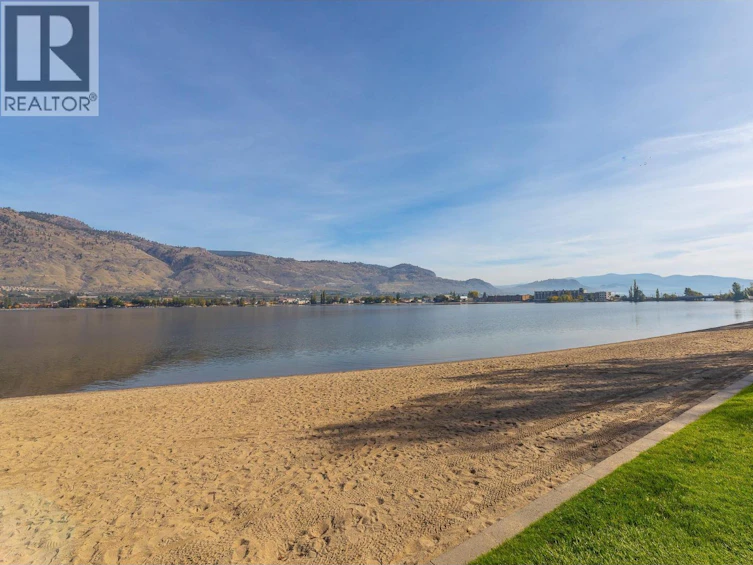 209-15 Park Place, Osoyoos, BC, V0H 1V0 - 44