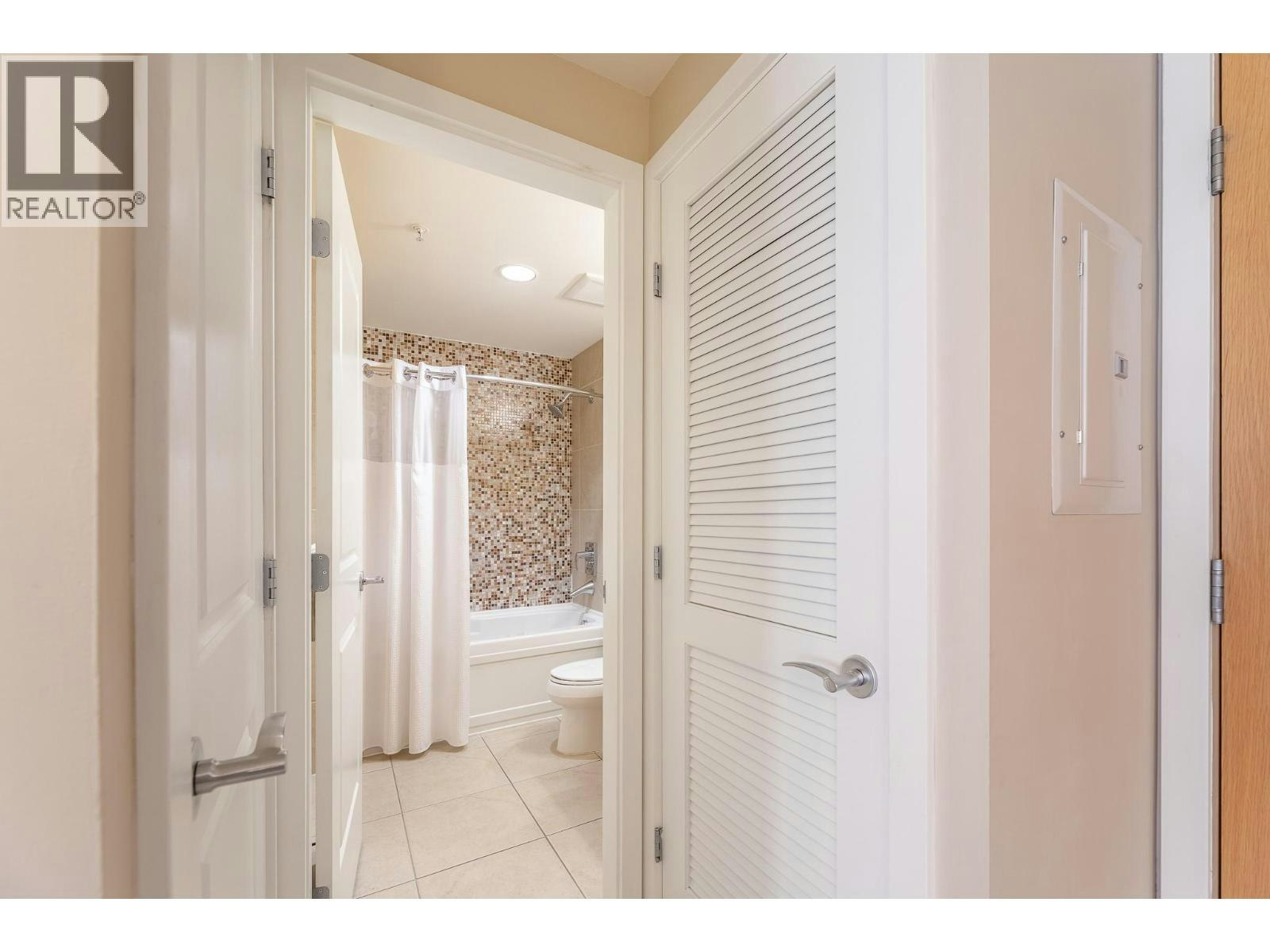 209-15 Park Place, Osoyoos, BC, V0H 1V0 - 22