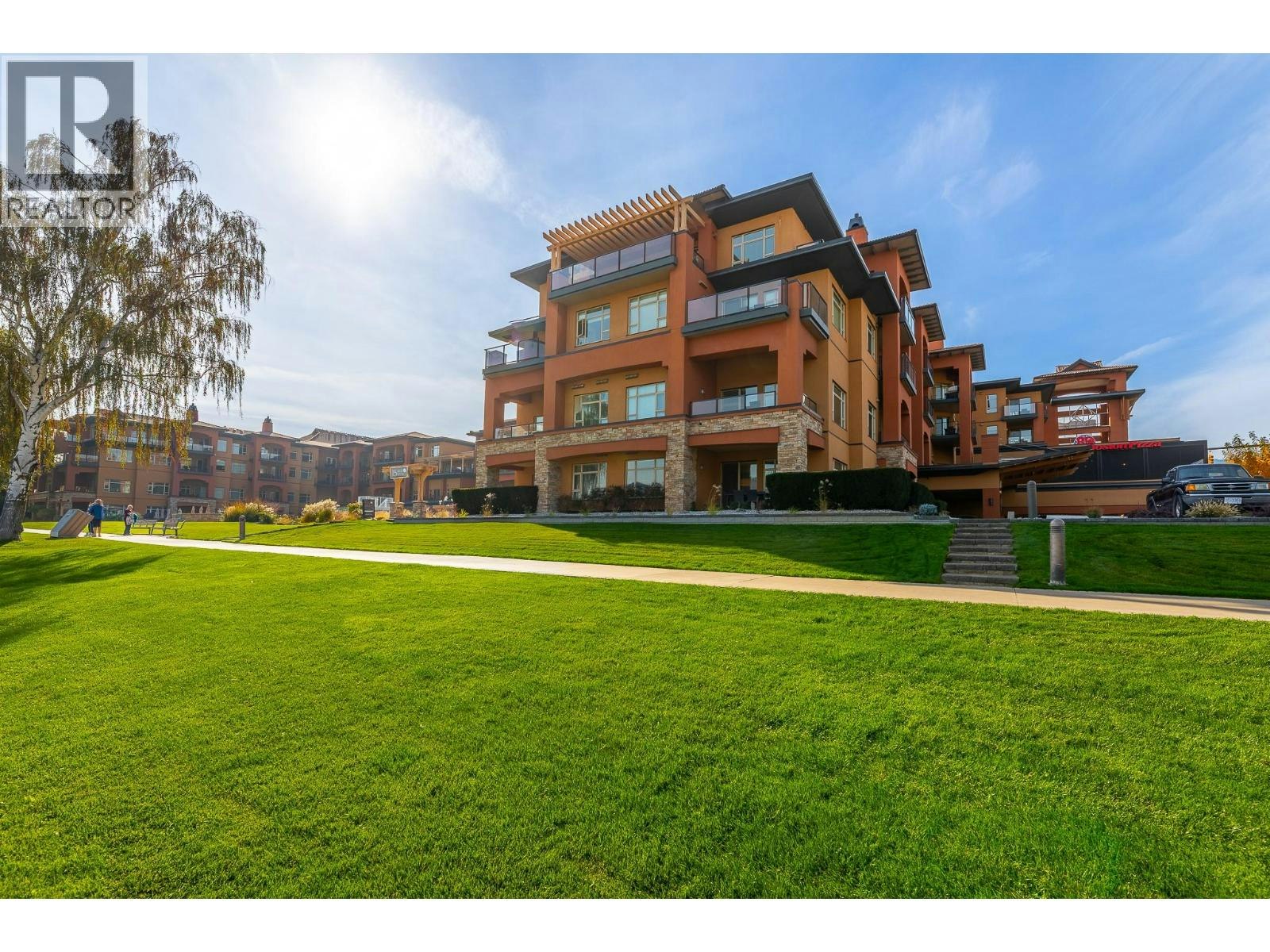 209-15 Park Place, Osoyoos, BC, V0H 1V0 - 45