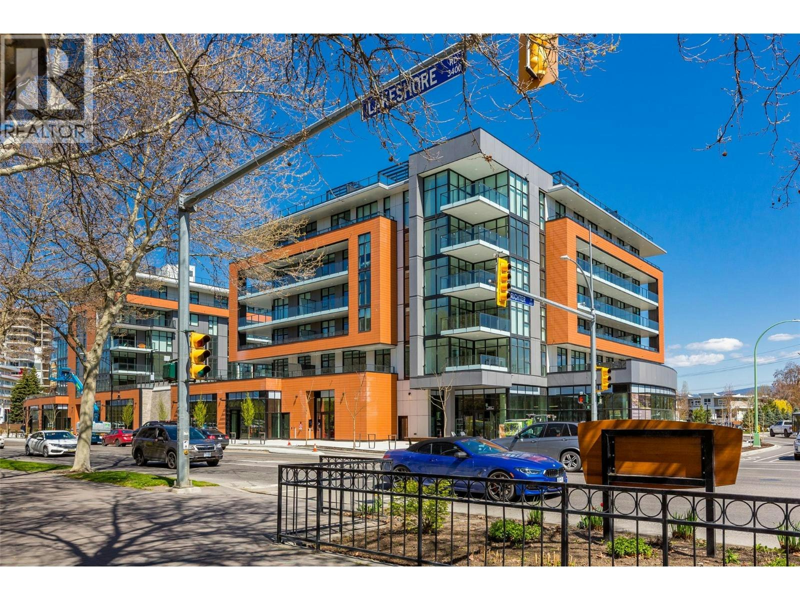 413-3389 Lakeshore Road, Kelowna, BC, V1W 0G5