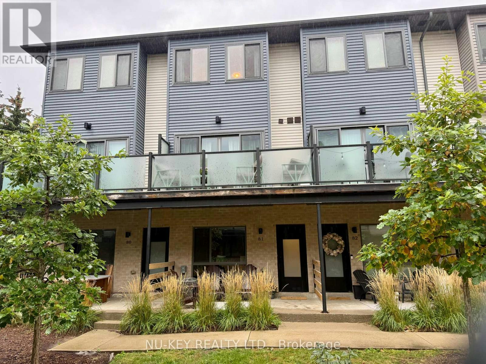 81-369 Essa Road, Barrie, ON, L4N 9C8