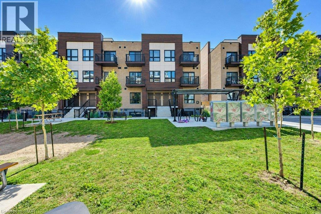 D16-10 Palace Street, Kitchener, ON, N2E 0J3